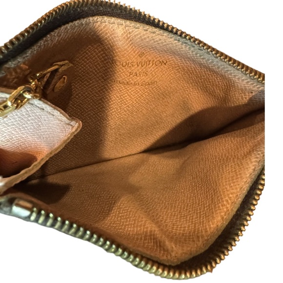 Authentic Louis Vuitton Monogram Trunks Key Cles Pouch - Picture 4 of 11